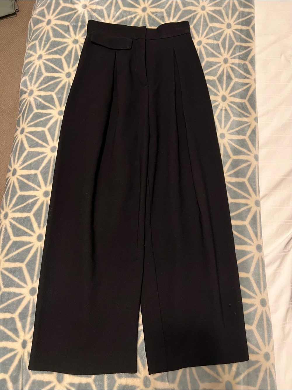 Weekday High-Waist Wide Leg Women’s Pants in Black
